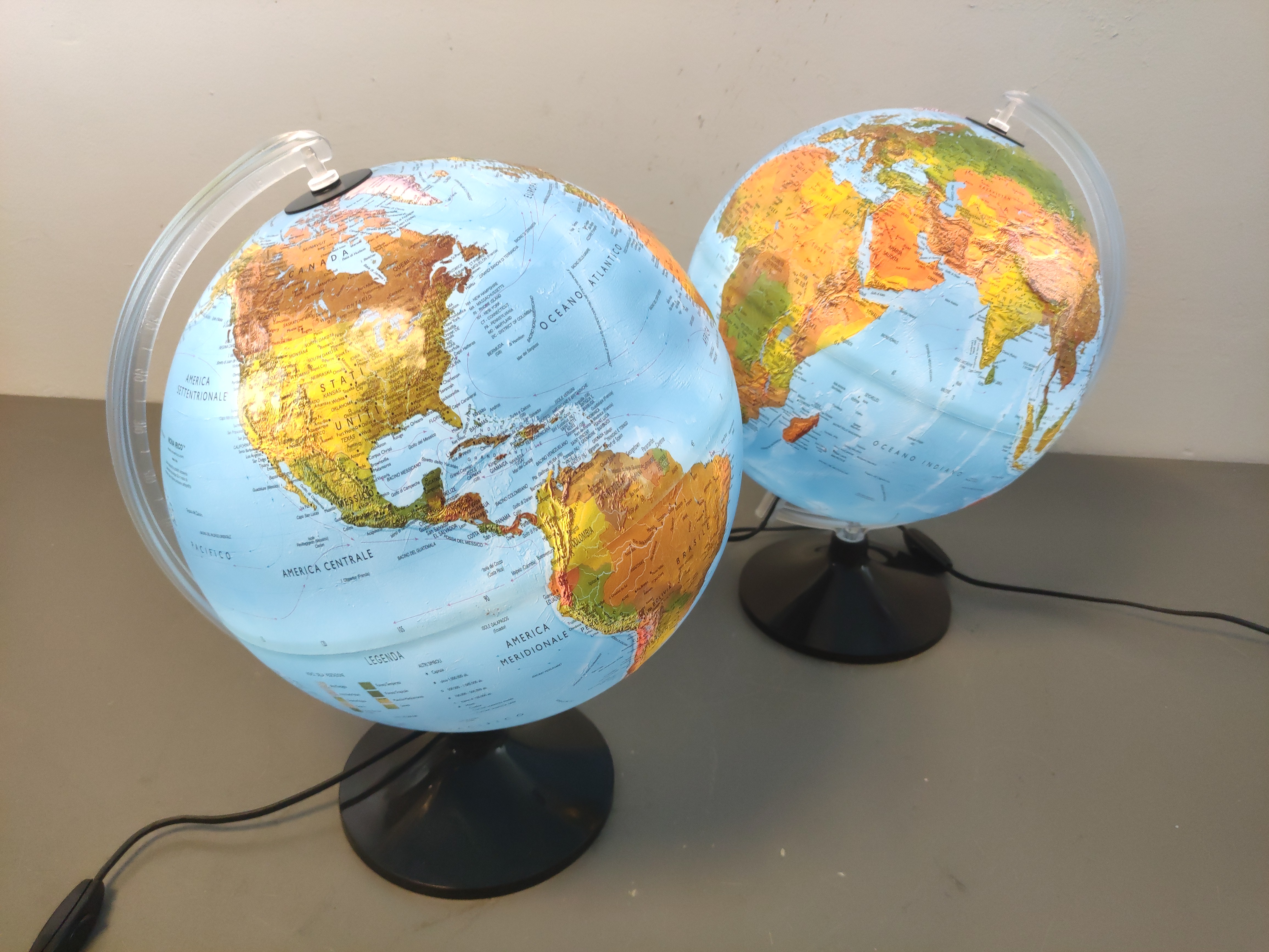 globo terraqueo deco plast luz alt 41 o30 2u